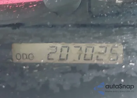 2003 Toyota Camry Le z USA, uszkodzony, nr VIN 4T1BE32K63U648929